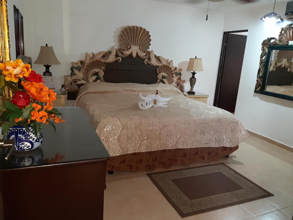 Hotel Palacio Canton Valladolid  Buitenkant foto