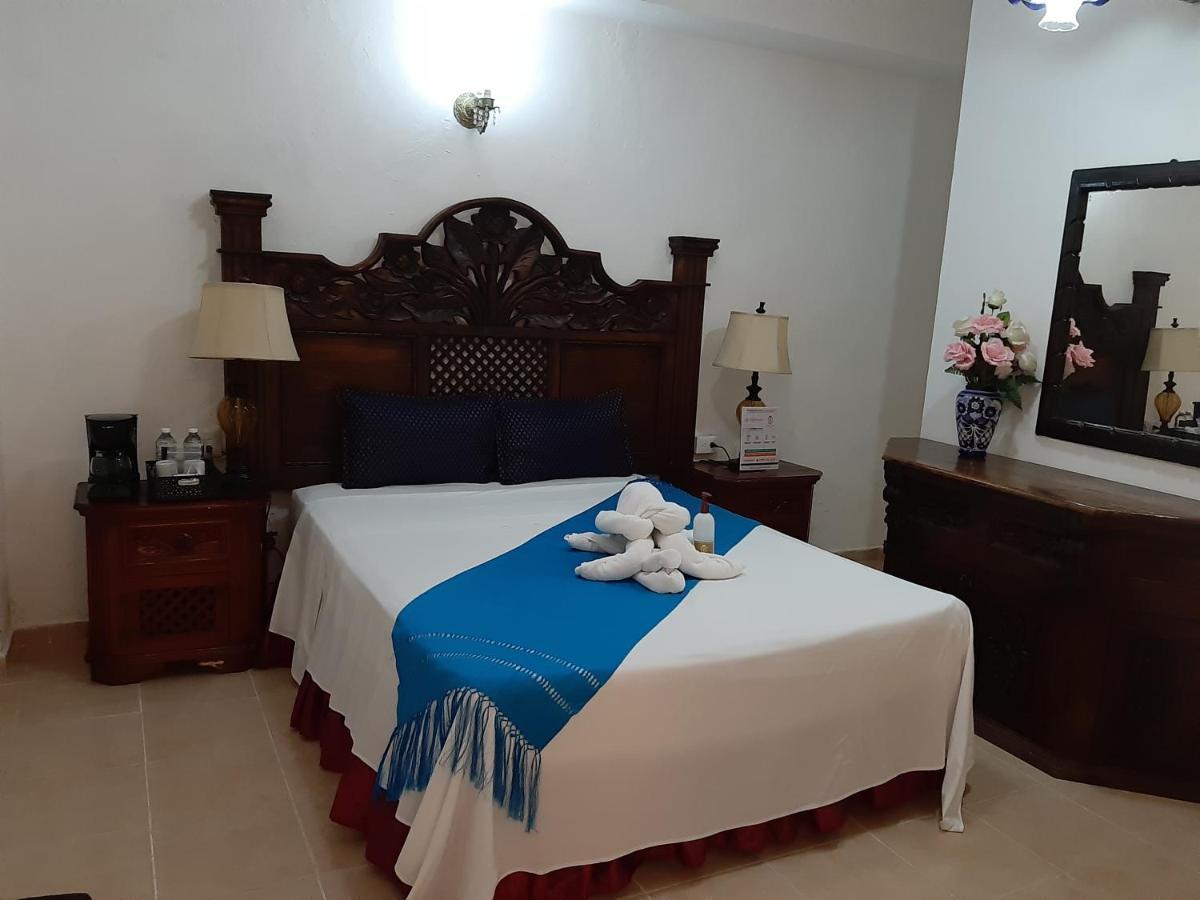 Hotel Palacio Canton Valladolid  Buitenkant foto