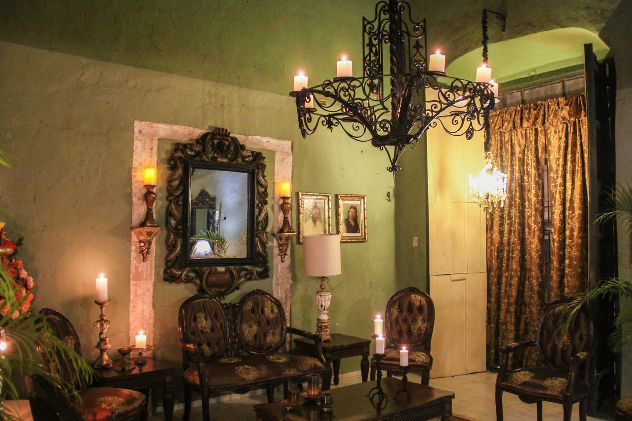 Hotel Palacio Canton Valladolid  Buitenkant foto