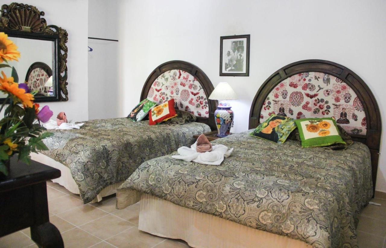 Hotel Palacio Canton Valladolid  Buitenkant foto